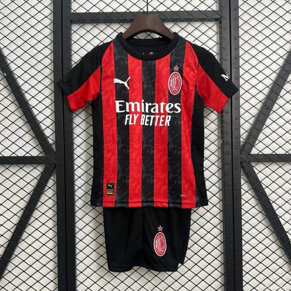 Kit Milan Home Bambino 2025/2026